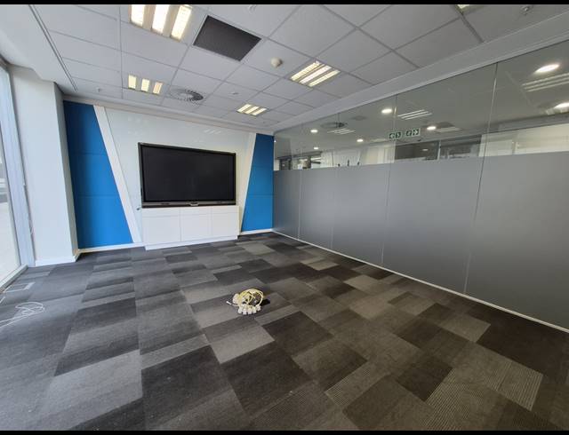 1,094M² OFFICE TO LET IN SANDTON CENTRAL